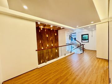 5BR Brand New 3Storey Semi Furnished House and Lot for Sale in Greenwoods