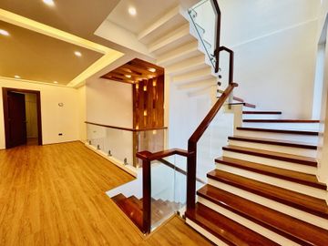 5BR Brand New 3Storey Semi Furnished House and Lot for Sale in Greenwoods