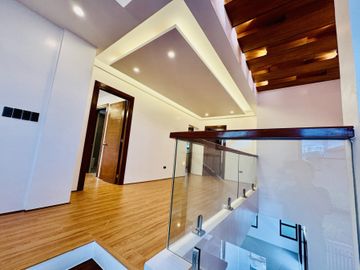 5BR Brand New 3Storey Semi Furnished House and Lot for Sale in Greenwoods