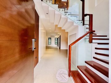 5BR Brand New 3Storey Semi Furnished House and Lot for Sale in Greenwoods