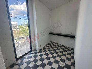 Aprovecha estos locales en una ubicación privilegiada