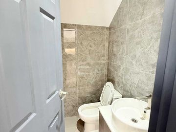 FOR SALE BRAND NEW WESTERN DESIGN HOME WITH POOL NEAR NLEX SAN FERNANDO TOLL AN