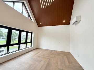 FOR SALE BRAND NEW WESTERN DESIGN HOME WITH POOL NEAR NLEX SAN FERNANDO TOLL AN