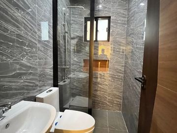 Modern 3-Bedroom House for Sale – Near Marquee Mall & NLEX Angeles Exit