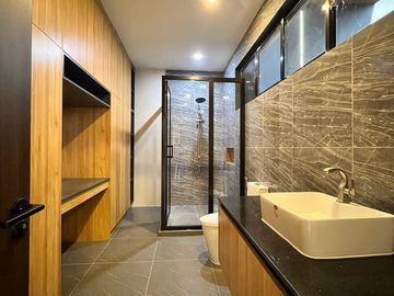 Modern 3-Bedroom House for Sale – Near Marquee Mall & NLEX Angeles Exit