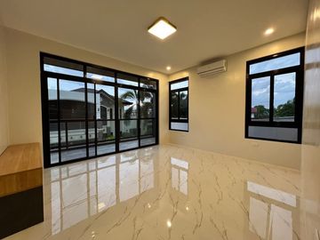 Modern 3-Bedroom House for Sale – Near Marquee Mall & NLEX Angeles Exit