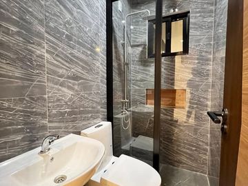 Modern 3-Bedroom House for Sale – Near Marquee Mall & NLEX Angeles Exit