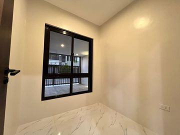 Modern 3-Bedroom House for Sale – Near Marquee Mall & NLEX Angeles Exit