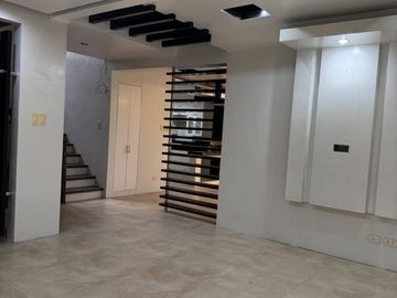 Spacious 4 Bedroom House with Large Backyard near Clark, Angeles City