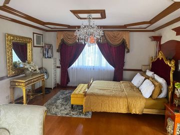 South Forbes Villas