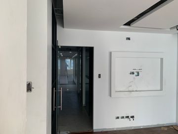 65 sqm One Park Drive Office Space For Sale in BGC, Taguig City