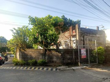 Corner Unit in Palmera Homes Phase1, SJDM Bulacan near Starmall best location