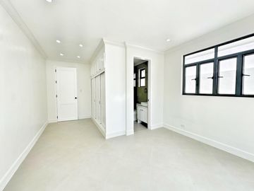 BUNGALOW MODERN CLASSIC DESIGN HOUSE FOR SALE IN SUCAT PARANAQUE