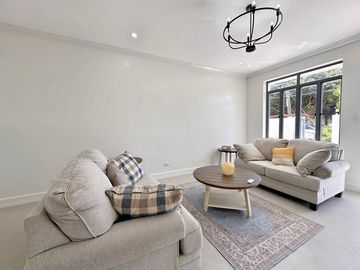 BUNGALOW MODERN CLASSIC DESIGN HOUSE FOR SALE IN SUCAT PARANAQUE
