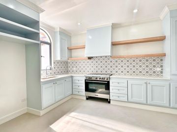 BUNGALOW MODERN CLASSIC DESIGN HOUSE FOR SALE IN SUCAT PARANAQUE