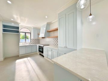 BUNGALOW MODERN CLASSIC DESIGN HOUSE FOR SALE IN SUCAT PARANAQUE