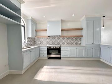 BUNGALOW MODERN CLASSIC DESIGN HOUSE FOR SALE IN SUCAT PARANAQUE