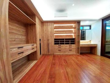For Sale Semi-Furnished Modern Design Three (3) Storey Single Detached House and