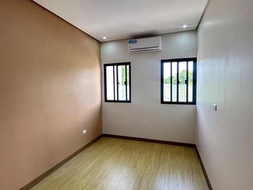 FOR SALE STUNNING MODERN DESIGN HOUSE IN SUCAT PARANAQUE
