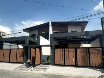 FOR SALE STUNNING MODERN DESIGN HOUSE IN SUCAT PARANAQUE