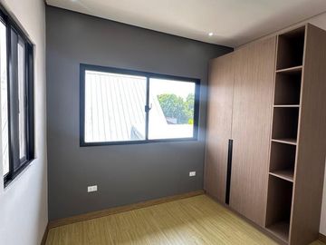 FOR SALE STUNNING MODERN DESIGN HOUSE IN SUCAT PARANAQUE
