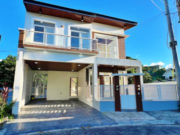 Elegant 4-Bedroom Single Detached House and Lot for Sale in La Marea