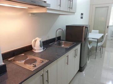Newly Renovated Rush 1-BR  Sale at Sea Residence, MOA, PASAY  AIR BNB OK