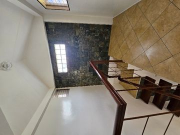 2 Storey House Near Cebu INTERNATIONAL School