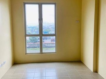 Rent to Own Condo near BGC Makati The Rochester Garden 1 Bedroom Unit