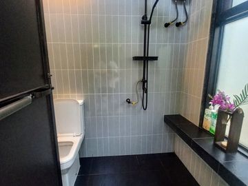 3 Bed, 3 Bath House & Lot