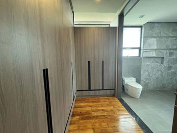 Generous Living Spaces: 4-Storey Townhouse for Sale in Tomas Morato, QC -Keziah