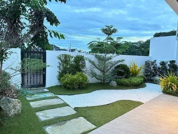 Spacious 3-Storey 5-Bedroom Modern House with Pool Near SM Pampanga