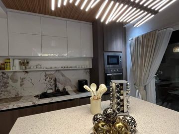 Spacious 3-Storey 5-Bedroom Modern House with Pool Near SM Pampanga