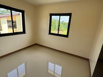 Single Detached COMPLETE FINISHED at Darasa Tanaua Batangas