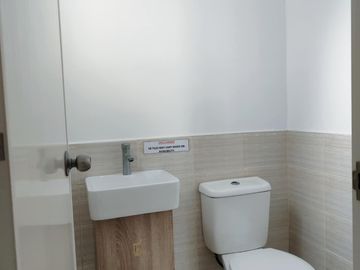 Pre selling  and RFO 3 bedrooms, 2 toilet and bath with car garage near Cavitex