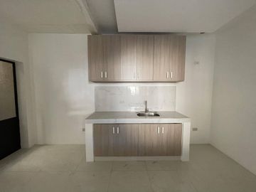 Quezon City Home Alert: Spacious 3-Storey in West Fairview! -Keziah