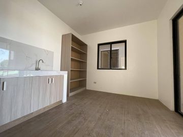 West Fairview, Quezon City: 3-Storey Single Attached Home for Sale - Keziah
