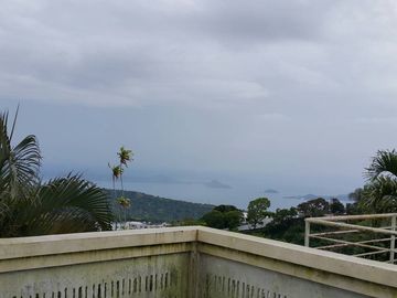 House and Lot in Tagaytay with a Perfect View of the Taal Volcano