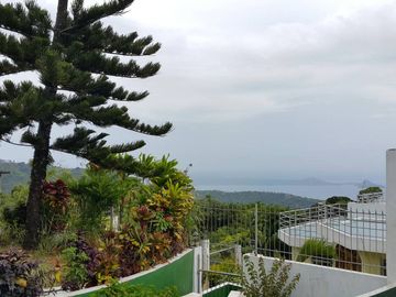 House and Lot in Tagaytay with a Perfect View of the Taal Volcano