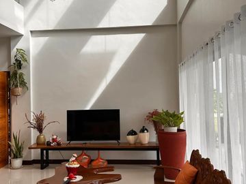 Casa Magna 22 hectares LA Orriental Mindoro