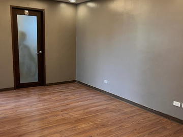 AFPOVAI Townhouse for Sale 3 Bedrooms and Newly Renovated