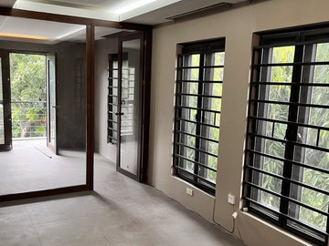 AFPOVAI Townhouse for Sale 3 Bedrooms and Newly Renovated