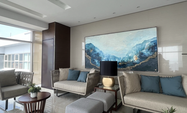 1 Bedroom Unit with Balcony Fully-furnished in Roxas Boulevard