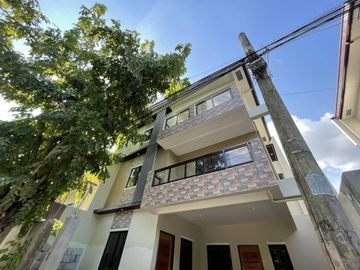 Generous Space & Comfort: Ideal for Large Families in West Fairview QC -Keziah