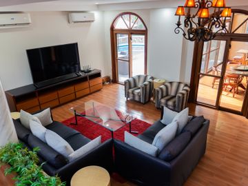 Luxurious Mansion in Angeles City