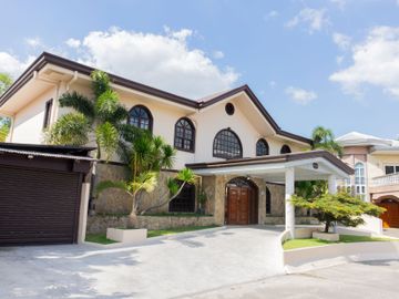 Luxurious Mansion in Angeles City