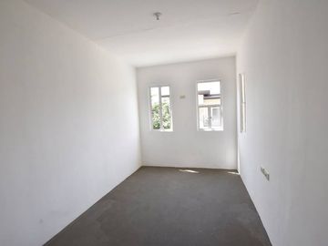 3BR Thea Unit Townhouse for Sale in Tapia, General Trias, Cavite