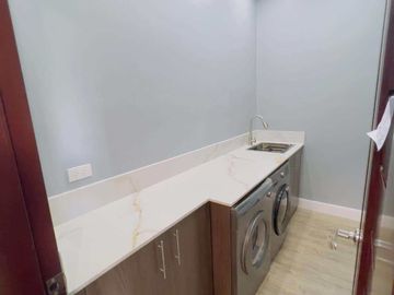 Charming 3-BR American Style House with Mini Garden in San Fernando, Pampanga