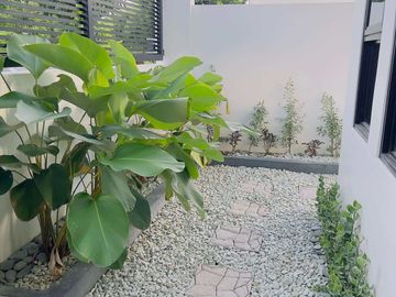 Charming 3-BR American Style House with Mini Garden in San Fernando, Pampanga