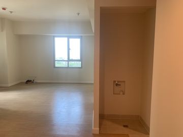 The Grove by Rockwell Condominium 2 Bedroom for Sale, Pasig City
